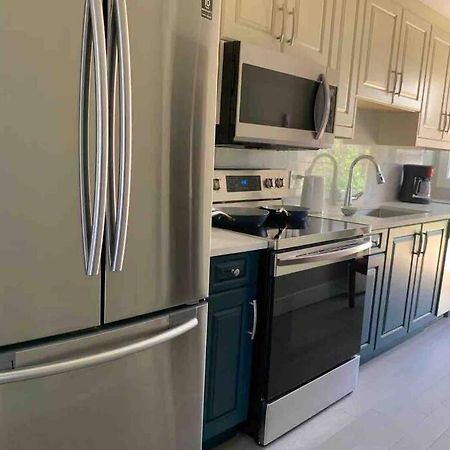Brand New Constructed 1-Bedroom Townhouse Duncan Exterior photo
